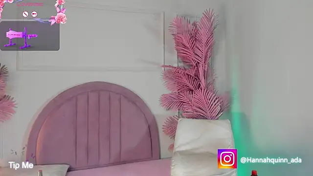 Hanaahquinn online show from April 17, 11:45 am