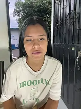 lunaxxx IAN11 online show from January 18, 11:23 pm