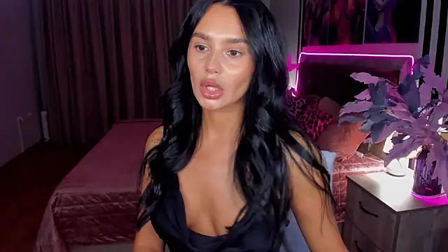 DanaSincere online show from November 19, 4:45 am