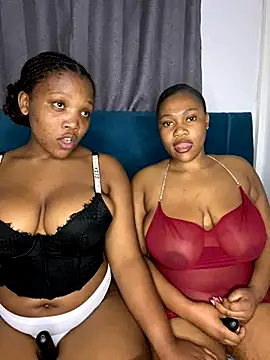 Snapshot of Beyoncex05 chatting on September 20, 10:52 pm Beyoncex05 online show from September 20, 10:52 pm