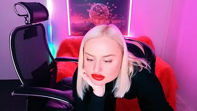 Miss Alice Silver online show from September 29, 8:14 pm