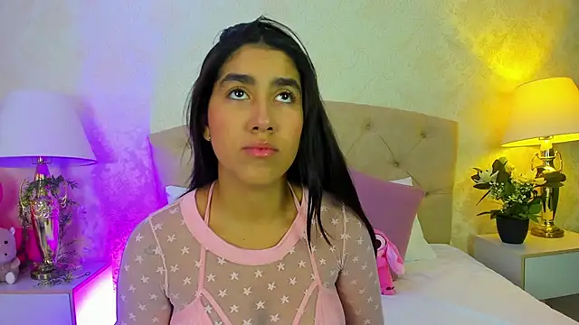 Mia Montess online show from April 13, 5:14 pm