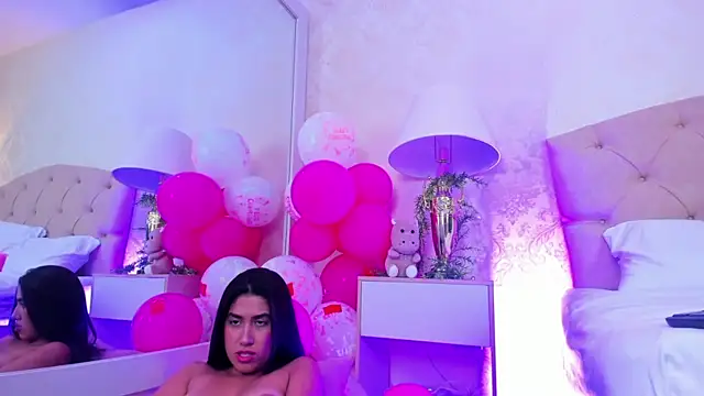 Mia Montess online show from April 10, 4:35 pm