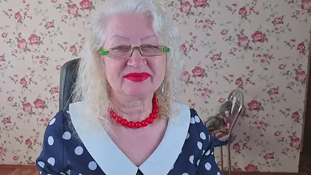 Maya Mayflower online show from April 18, 3:42 am