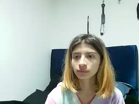 KratosAfroditacs online show from October 27, 5:41 pm