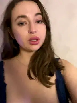 AlisaQSky online show from October 29, 7:49 pm