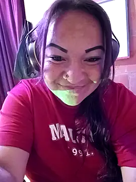 isis milove online show from February 27, 2:06 pm