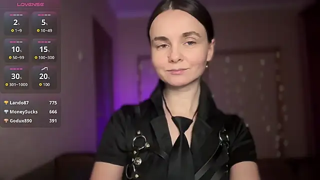 lanaloulou online show from October 2, 10:37 pm