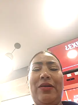 Ariana Rodriguez online show from February 8, 9:50 pm