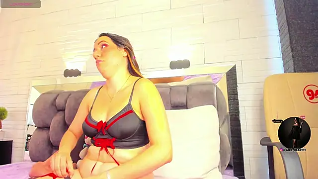 jade heartt online show from November 21, 7:49 pm