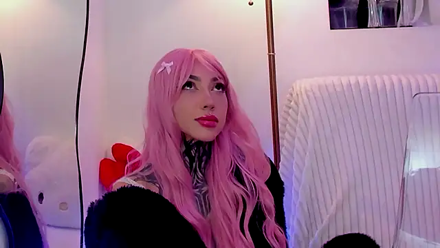 NinaVall online show from December 4, 11:38 pm