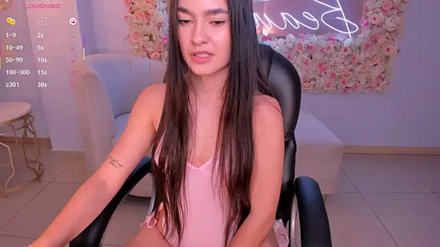 BellaClark1 online show from September 15, 11:34 pm