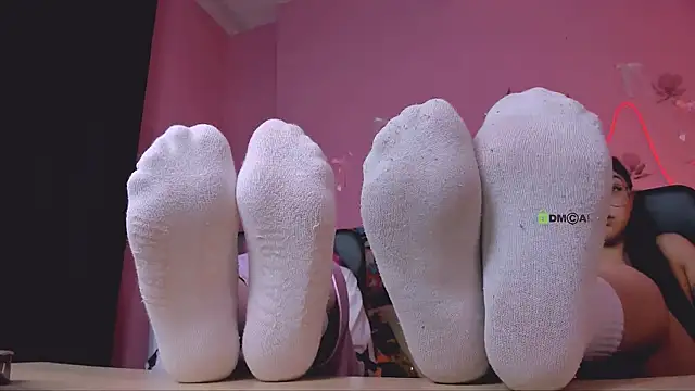 kiki swan online show from June 27, 7:31 pm