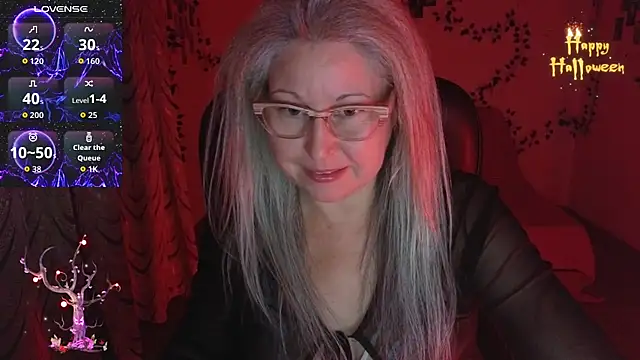 Wane Witch online show from October 31, 8:46 pm