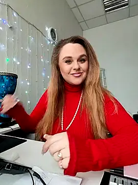 Juicy PeachLux online show from February 4, 6:49 am