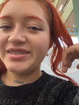 Karina Leon online show from December 22, 9:07 pm