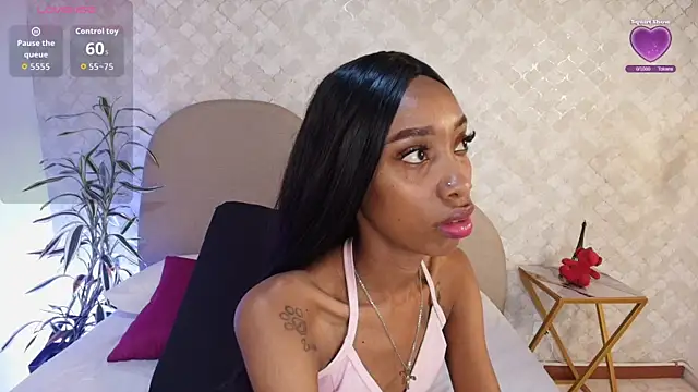 SCARLHETTBROWN online show from April 13, 2:07 pm