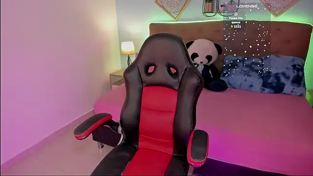  Lilly miller online show from November 18, 6:53 pm