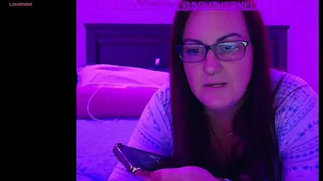 SouthernElle1 online show from September 30, 12:49 am