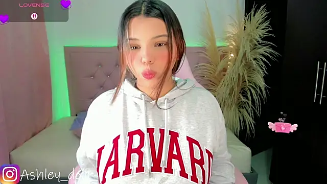 Ashley dolll online show from March 27, 9:04 pm