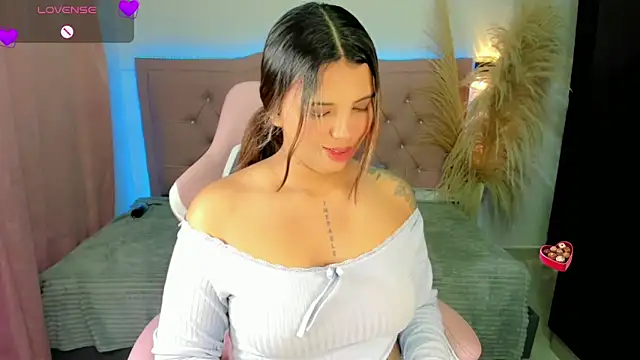 Ashley dolll online show from March 22, 9:10 pm