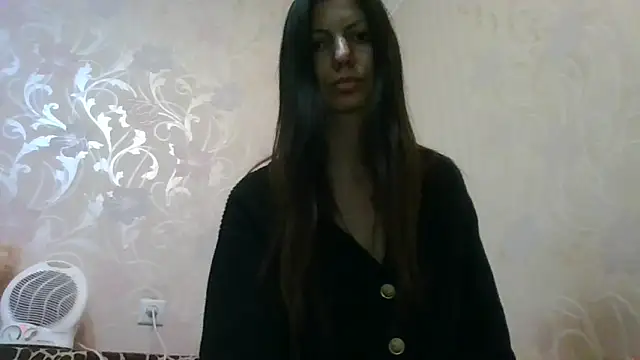 AliseWats online show from October 31, 8:02 pm