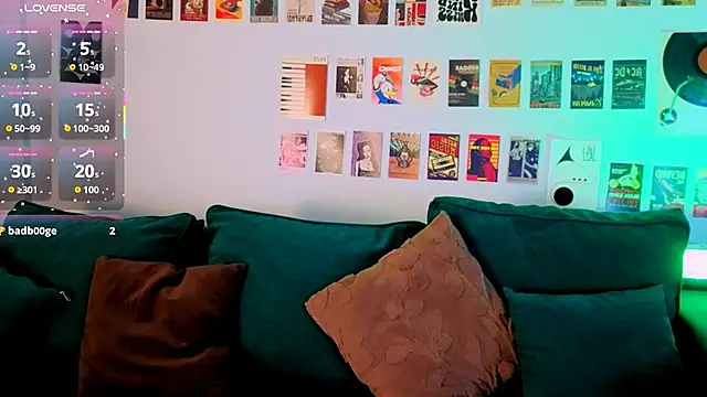 Maya Rogerss online show from April 9, 2:44 pm