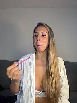 CarinaRose online show from January 15, 9:54 pm