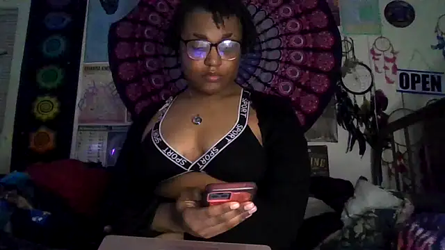 GardeniaFields online show from March 17, 8:40 am