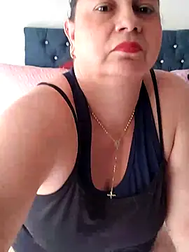 michellrodriguez online show from November 22, 8:33 pm