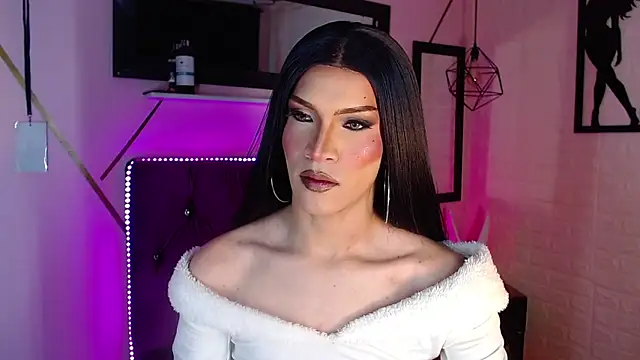 agatha rodriguez online show from March 15, 7:38 pm