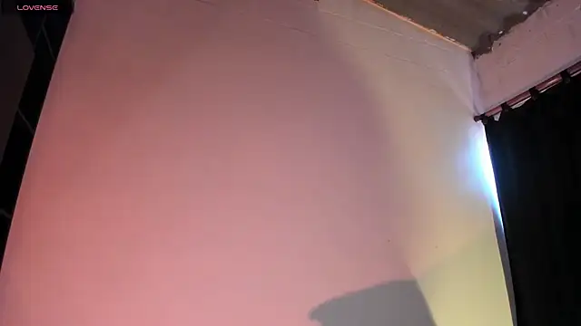 adara evanss online show from April 1, 8:17 pm