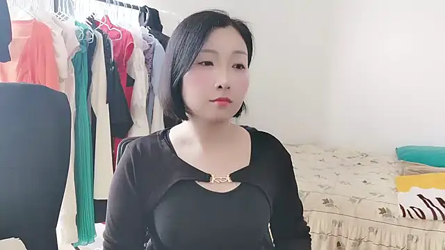 Rachel-6600 online show from October 31, 6:39 am