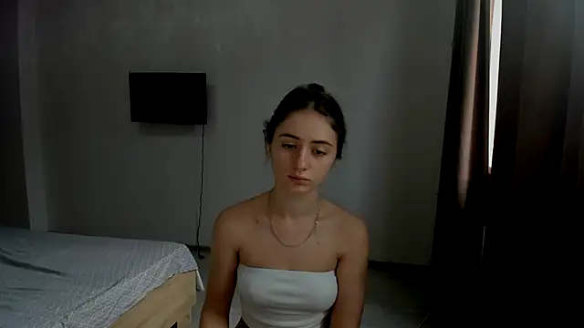 LilyHaart online show from December 19, 7:00 am