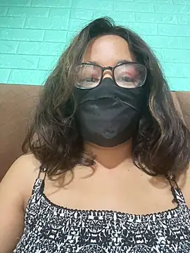 Snapshot of lustyindiancouple chatting on September 24, 12:59 pm lustyindiancouple online show from September 24, 12:59 pm