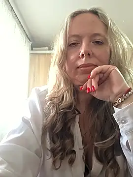 Irina3718 online show from January 9, 11:36 am