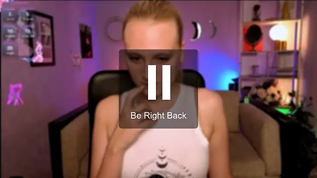 madam uliis online show from June 27, 3:51 pm