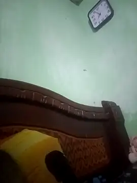 Snapshot of VictoriaLuxe chatting on October 18, 12:03 am VictoriaLuxe online show from October 18, 12:03 am