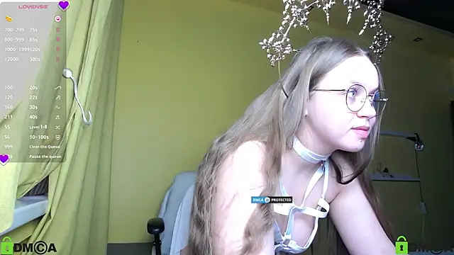 Lilysweet13 online show from October 30, 2:07 pm