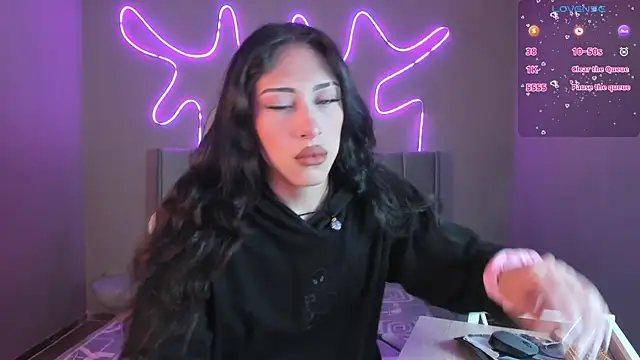 madison  rey online show from December 15, 12:54 pm