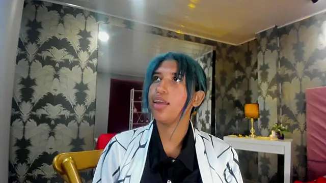 Karin Ks online show from October 31, 7:29 pm