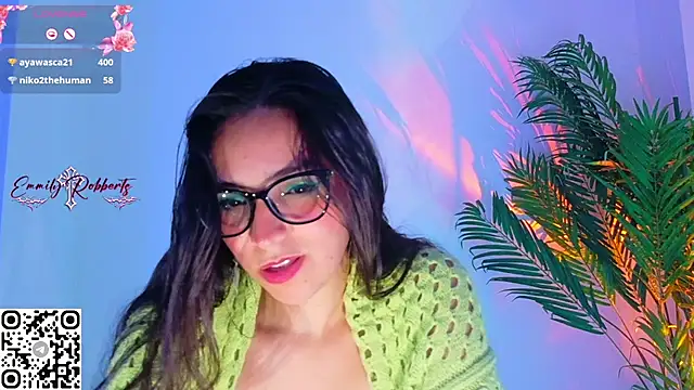 Emmi Roberts online show from July 24, 2:09 am