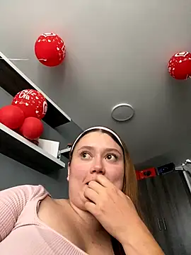 sophikinley online show from September 27, 4:14 pm