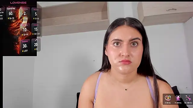 Hanna Evans   online show from July 9, 12:18 pm