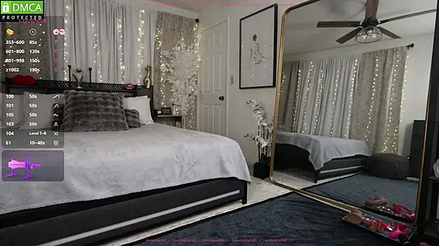 LoveMoScarlett online show from September 10, 11:32 am