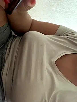 Snapshot of mariabootyyy chatting on October 4, 7:58 am mariabootyyy online show from October 4, 7:58 am