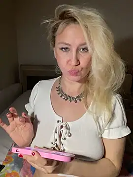 Nikusia online show from April 18, 7:18 pm