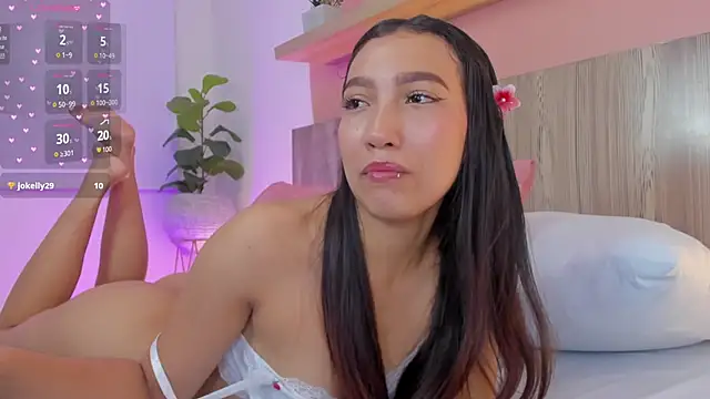 nina blake online show from November 12, 3:59 am