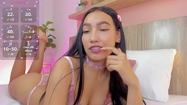 nina blake online show from December 2, 2:46 am