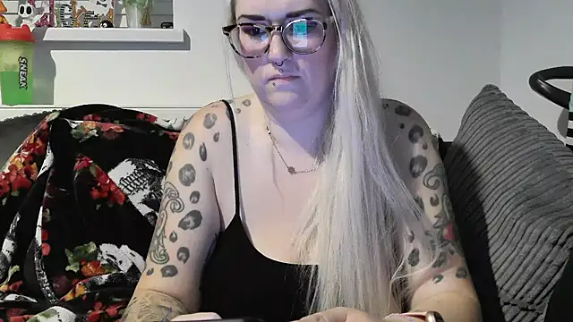 Sizzling Indie36 online show from October 31, 1:07 am